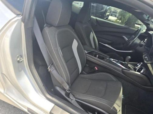 2019 Chevrolet Camaro 1LS