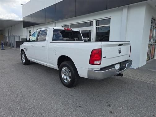 2019 RAM 1500 SLT
