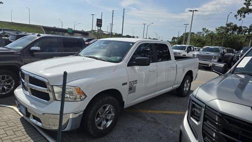 2019 RAM 1500 SLT