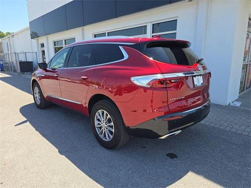 2024 Buick Enclave Essence FWD