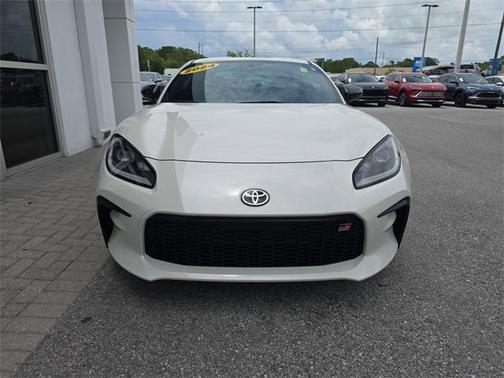 2024 Toyota GR86 Premium