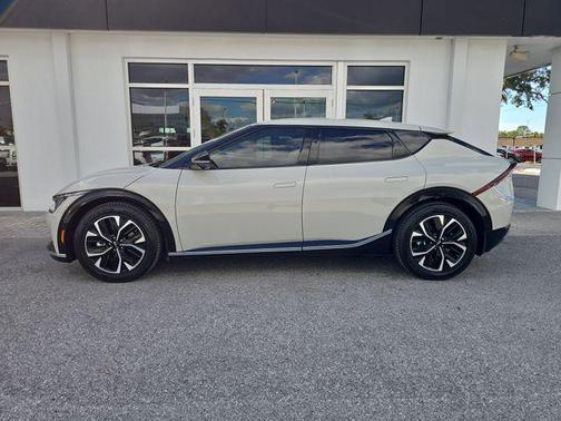 2022 Kia EV6 Wind