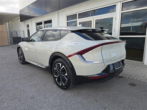 2022 Kia EV6 Wind