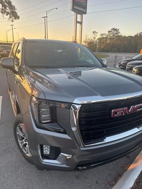 2022 GMC Yukon XL SLE