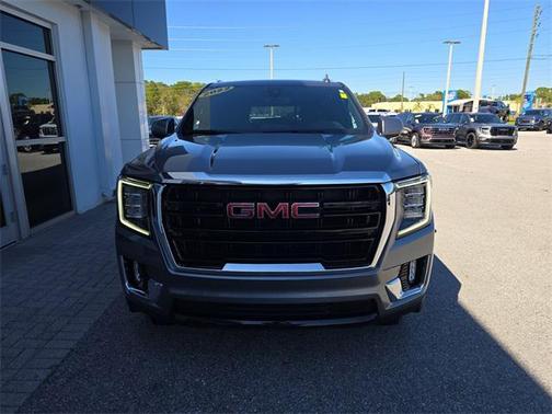 2022 GMC Yukon XL SLE