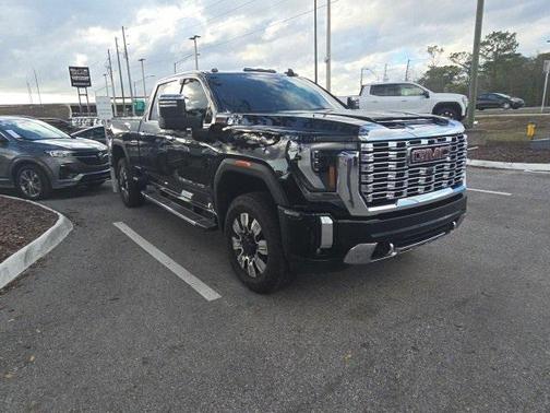 2025 GMC Sierra 2500 Denali