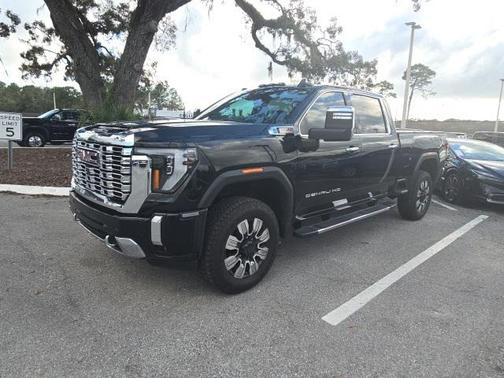 2025 GMC Sierra 2500 Denali