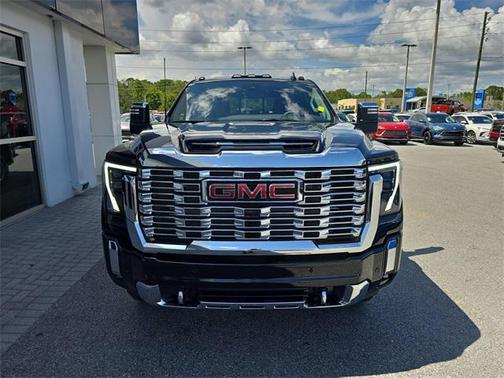 2025 GMC Sierra 3500 Denali