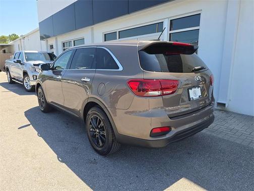 2020 Kia Sorento LX