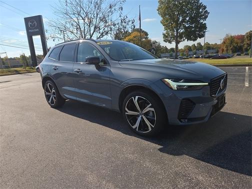 2023 Volvo XC60 B6 AWD Ultimate Dark