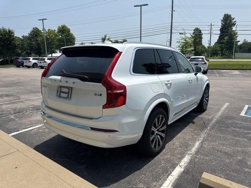 2024 Volvo XC90 B6 Core Bright