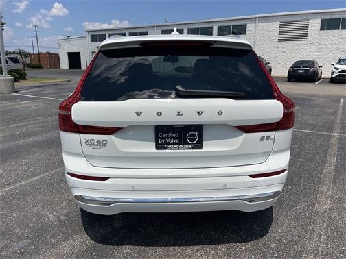 2022 Volvo XC60 B5 FWD Inscription