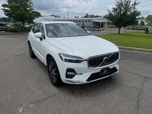 2022 Volvo XC60 B5 FWD Inscription
