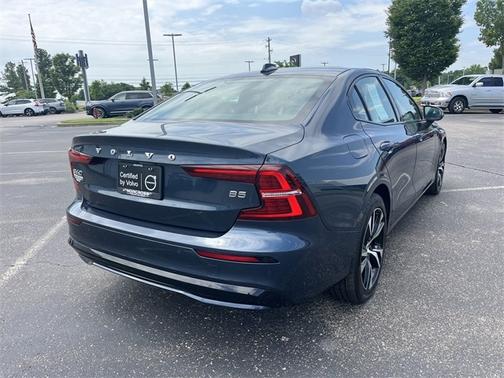 2024 Volvo S60 B5 Core Dark