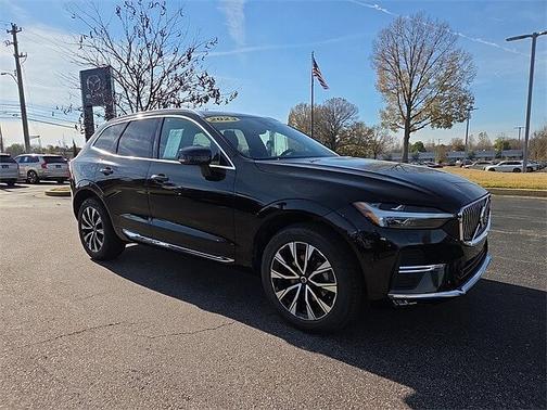 2023 Volvo XC60 Plus