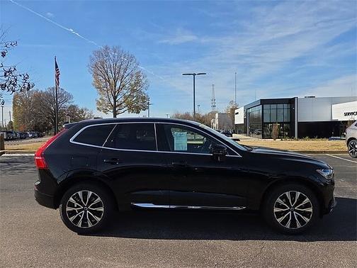 2023 Volvo XC60 Plus