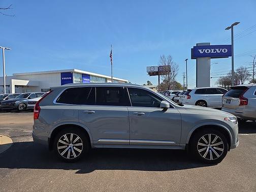 2024 Volvo XC90 Plus