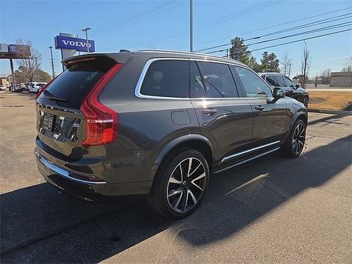 2024 Volvo XC90 Plus