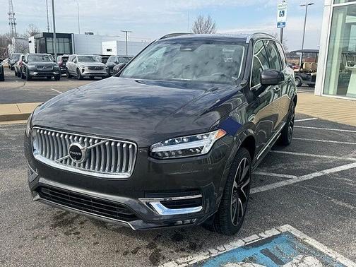 2024 Volvo XC90 Plus