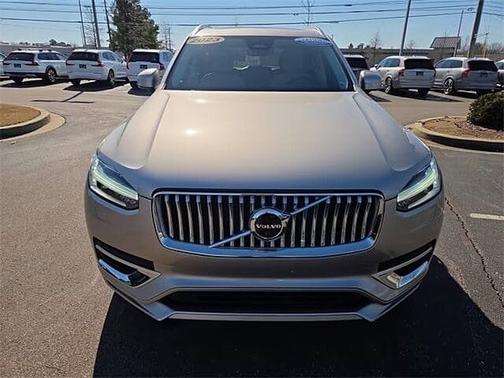 2023 Volvo XC90 Plus