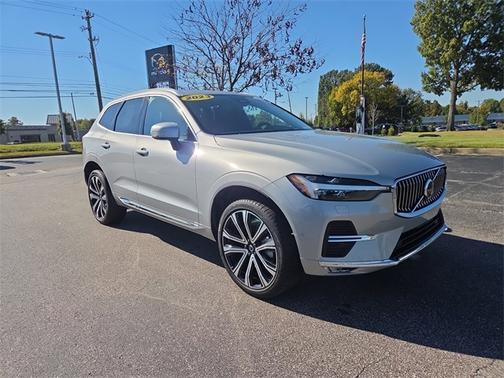 2023 Volvo XC60 B5 AWD Ultimate Bright
