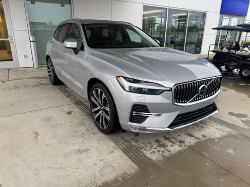 2023 Volvo XC60 B5 AWD Ultimate Bright