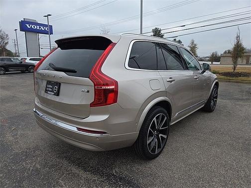 2024 Volvo XC90 Plus