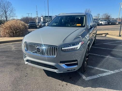 2024 Volvo XC90 Plus