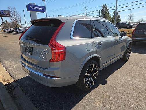 2024 Volvo XC90 Plus