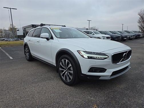 2022 Volvo V90 Cross Country Cross Country
