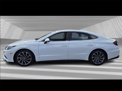 2023 Hyundai SONATA Limited