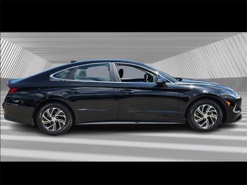 2022 Hyundai SONATA Hybrid Blue