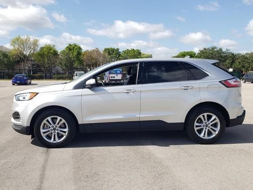 Photo 3 of 24 of 2019 Ford Edge SEL