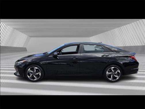 2022 Hyundai ELANTRA Limited