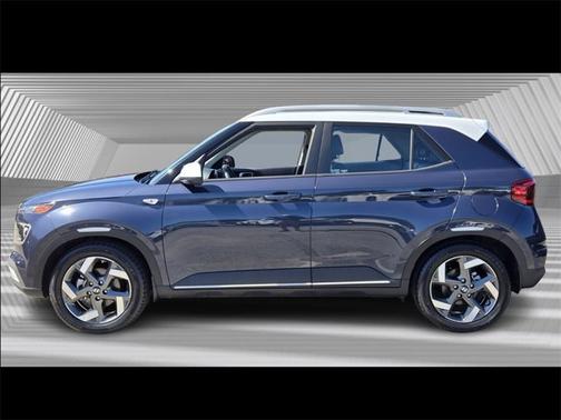 2022 Hyundai VENUE Limited