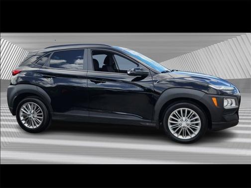 2021 Hyundai KONA SEL
