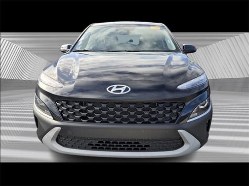 2023 Hyundai KONA SE