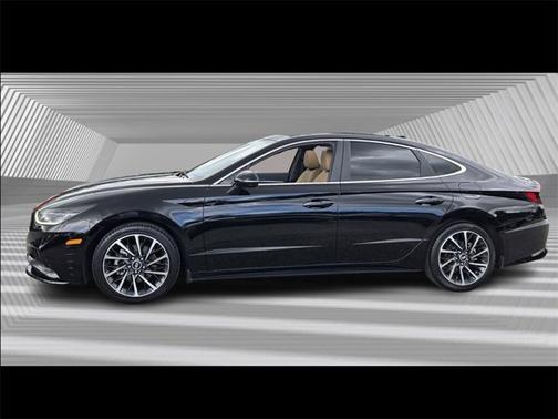 2023 Hyundai SONATA Limited