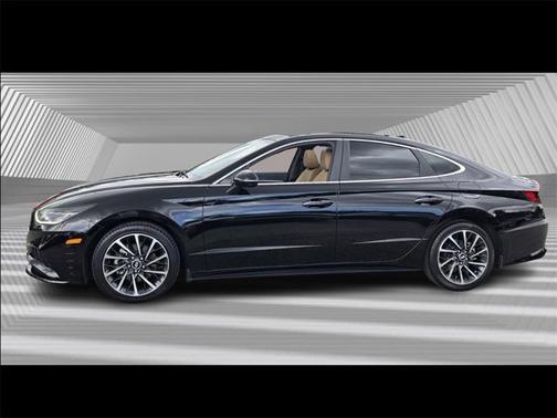 2023 Hyundai SONATA Limited