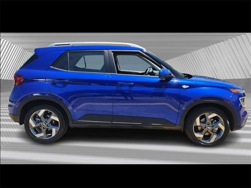 2024 Hyundai VENUE Limited