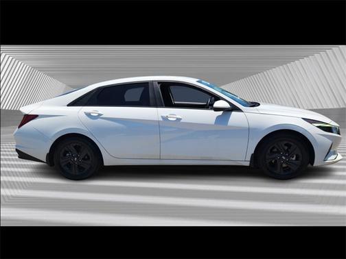 2022 Hyundai ELANTRA HEV Blue