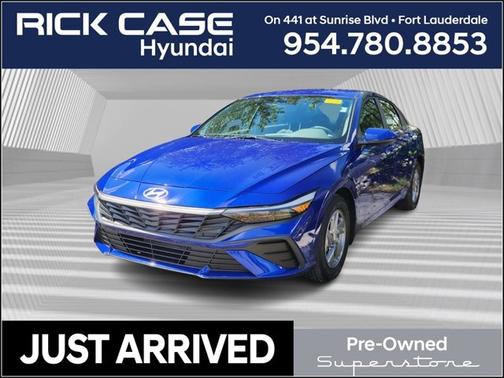 2024 Hyundai ELANTRA SE