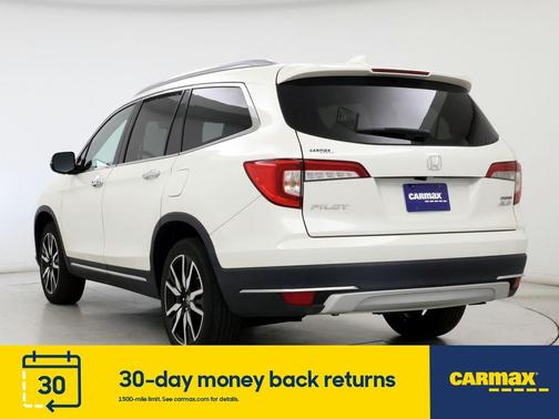 Photo 2 of 29 of 2019 Honda Pilot Touring 8-Passenger