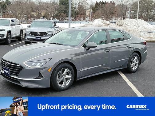Gray 2022 Hyundai SONATA SE
