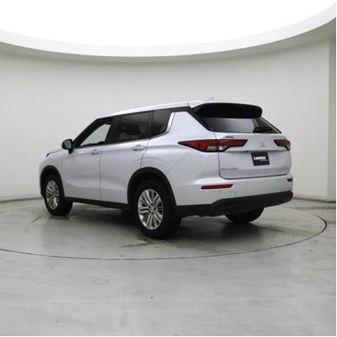 2022 Mitsubishi Outlander ES