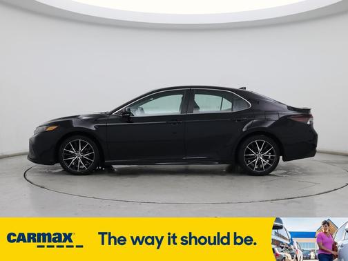 2022 Toyota Camry SE Night Shade