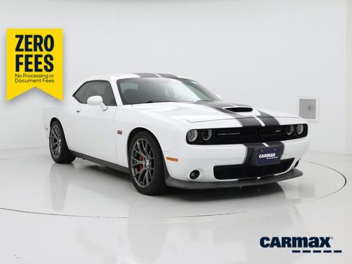 White 2016 Dodge Challenger SRT 392