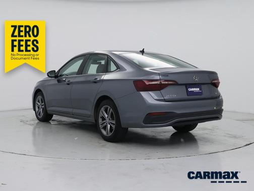 Gray 2024 Volkswagen Jetta SE