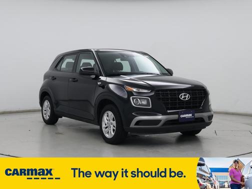 2022 Hyundai VENUE SE
