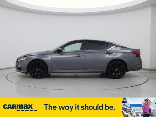 2022 Nissan Altima SR